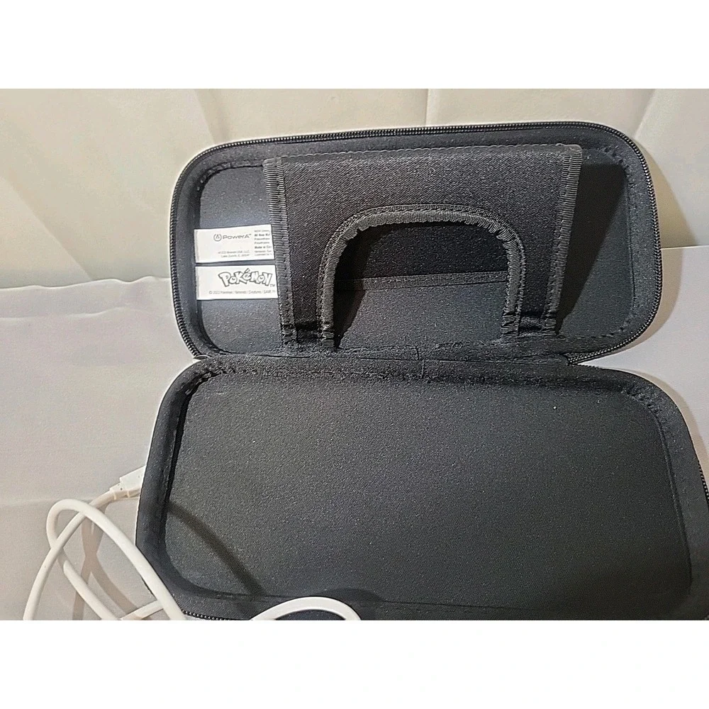 Pokemon Pikachu‎ Ds Wireless Controller And Pikachu Case With Charging Cord